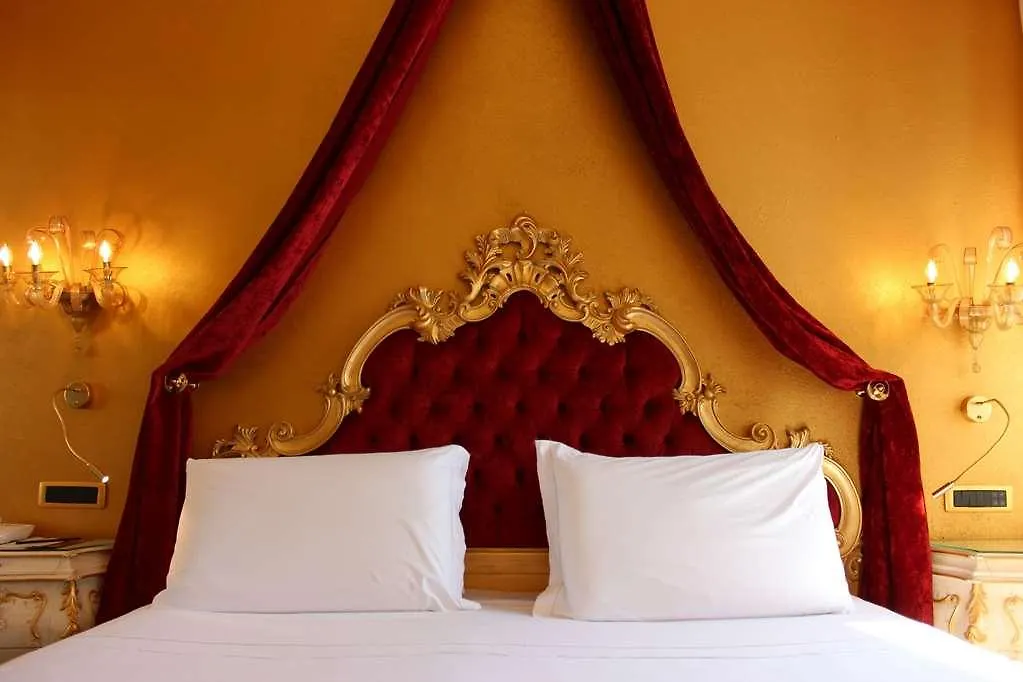 Savoia & Jolanda Hotel Venedig 4*,  Italien