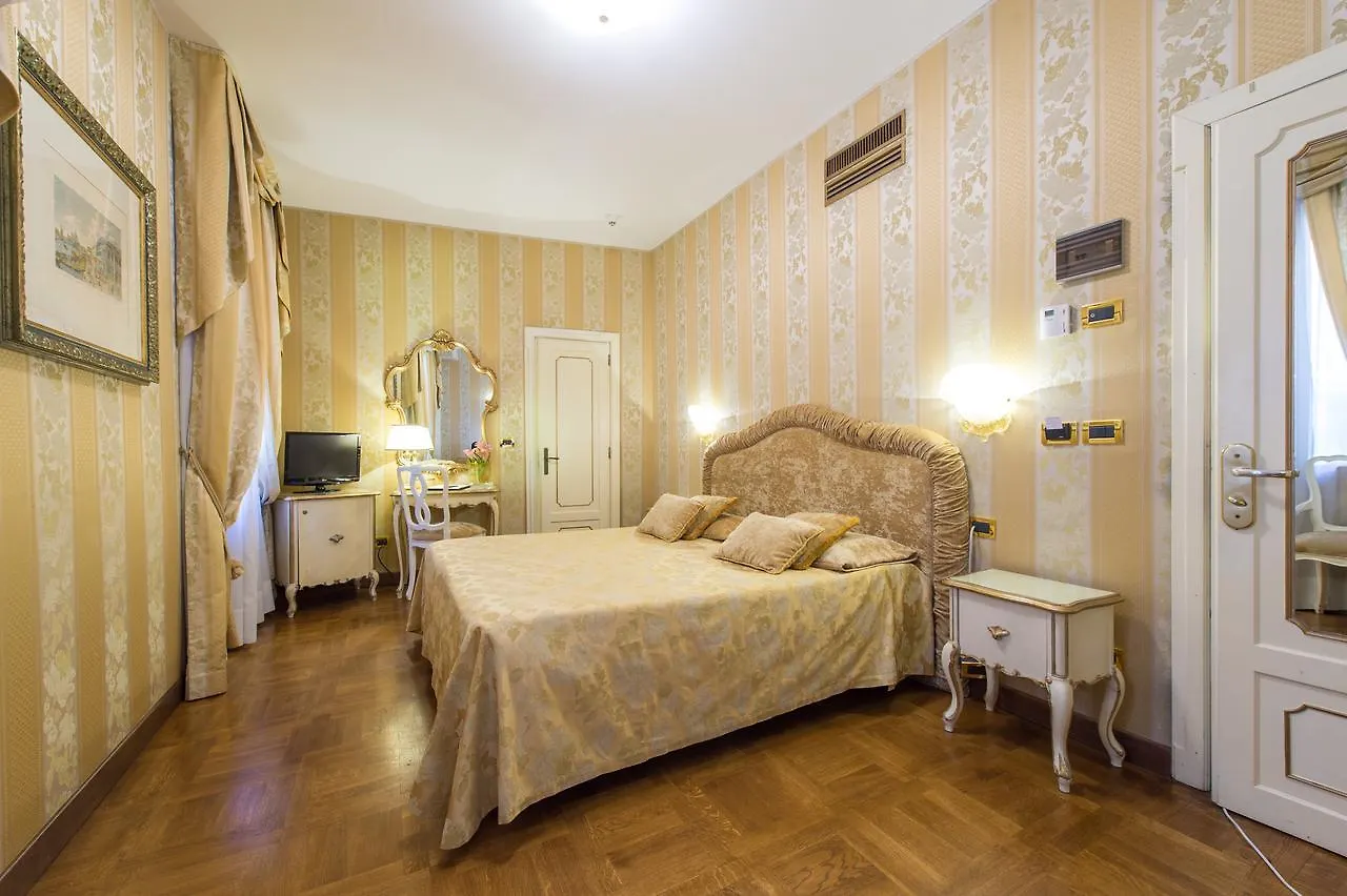 ****  Savoia & Jolanda Hotel Venedig Italien
