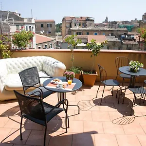 Residenza Normanna 2*, Palermo Italië